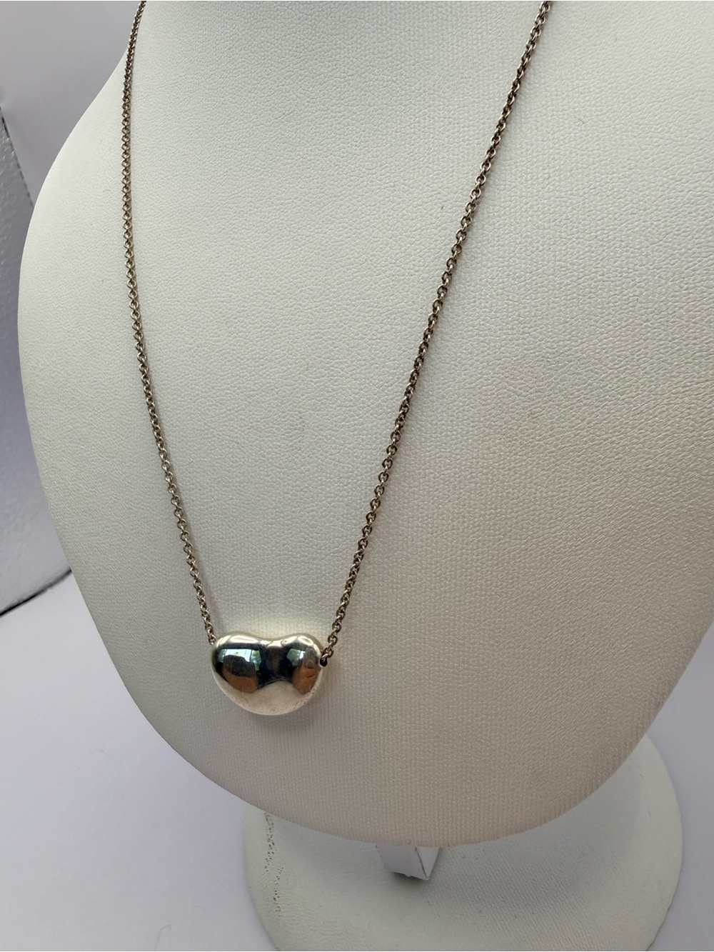 Tiffany & Co. Elsa Peretti Bean Necklace 16” Sterling Silver 925
